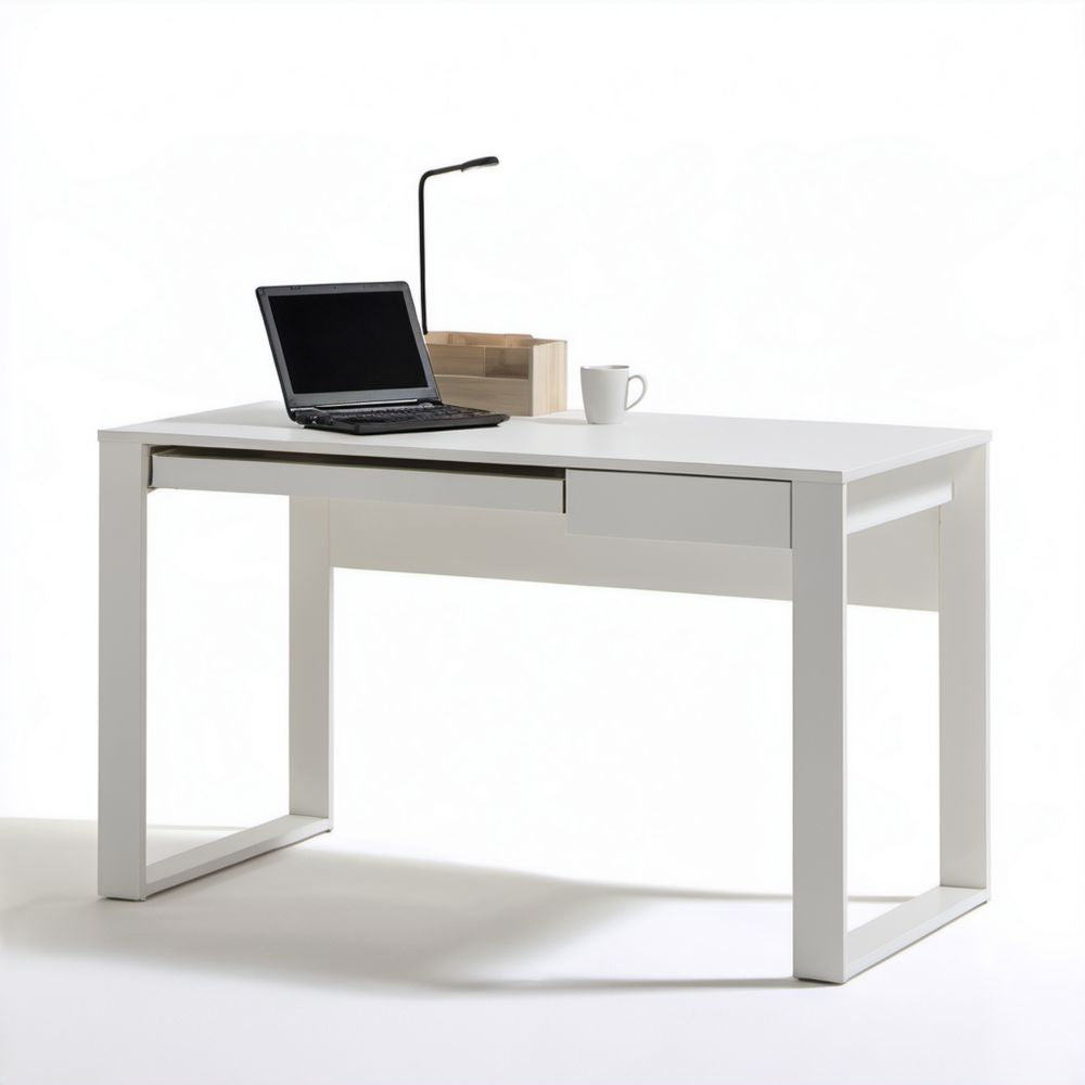 Biurka do biura i home office